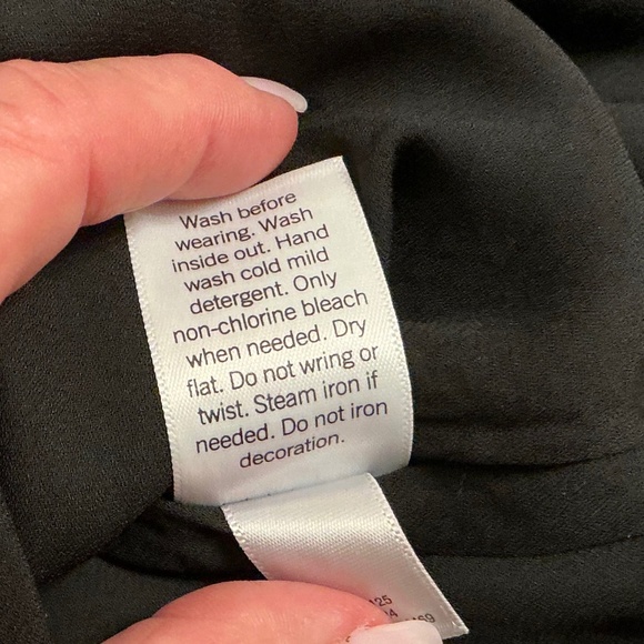 NWT Nine West Black Sequin V-Neck Lined Sleeveless Top Petite Medium PM - Picture 6 of 6